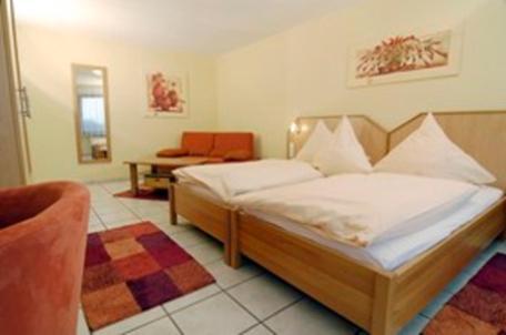 Hotel Zewener Hof - Garni à Trèves Chambre photo