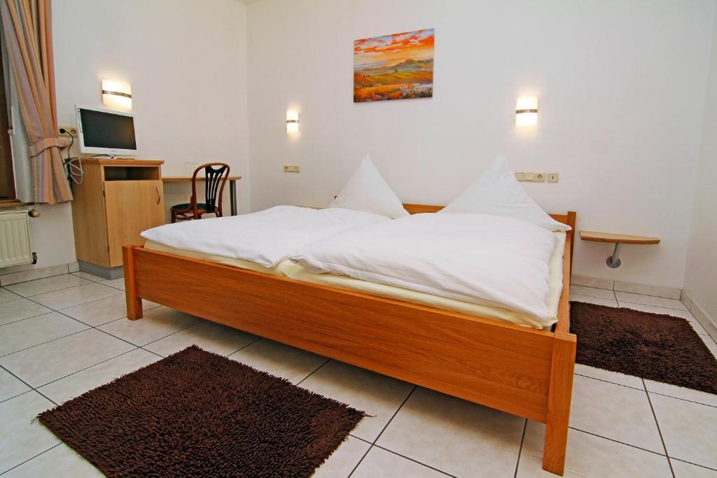 Hotel Zewener Hof - Garni à Trèves Chambre photo