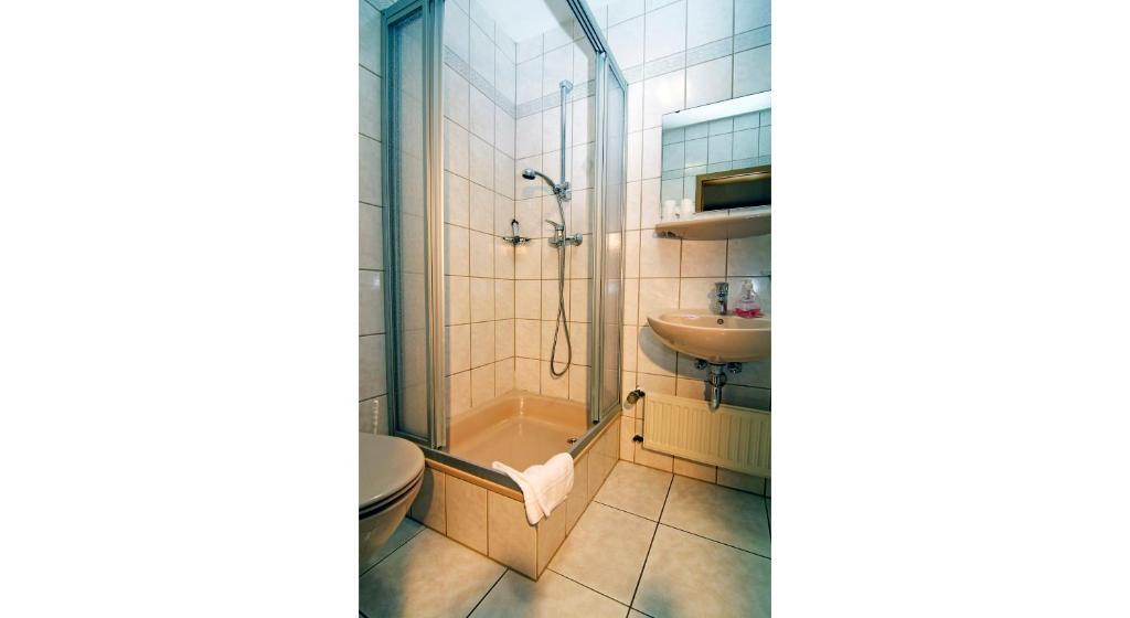 Hotel Zewener Hof - Garni à Trèves Chambre photo